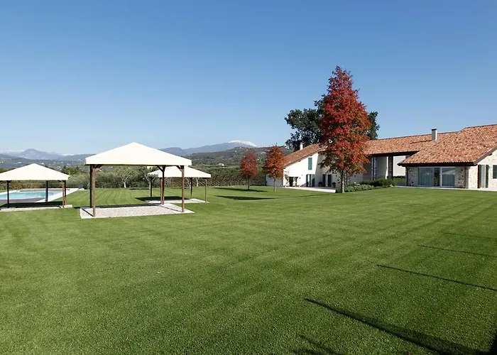 Апартаменти Tenuta La Ca Бардоліно